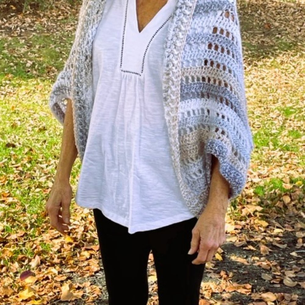 MODEL FOR COCOON SHRUG